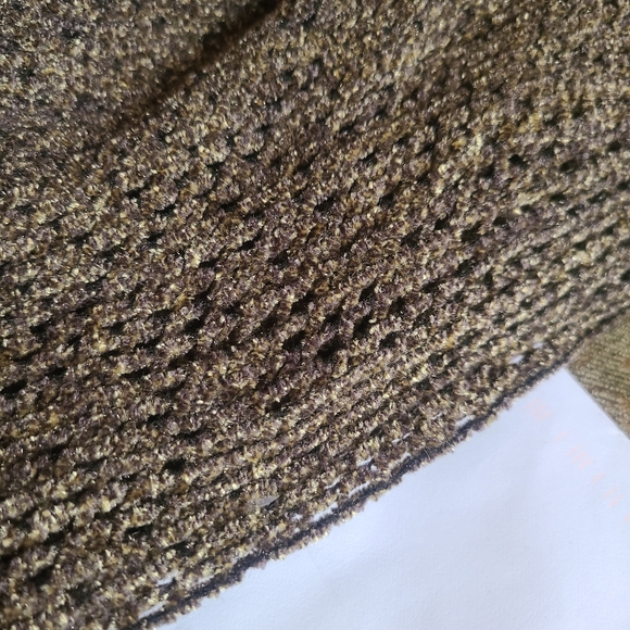 Scarfs - Picture 2 of 5